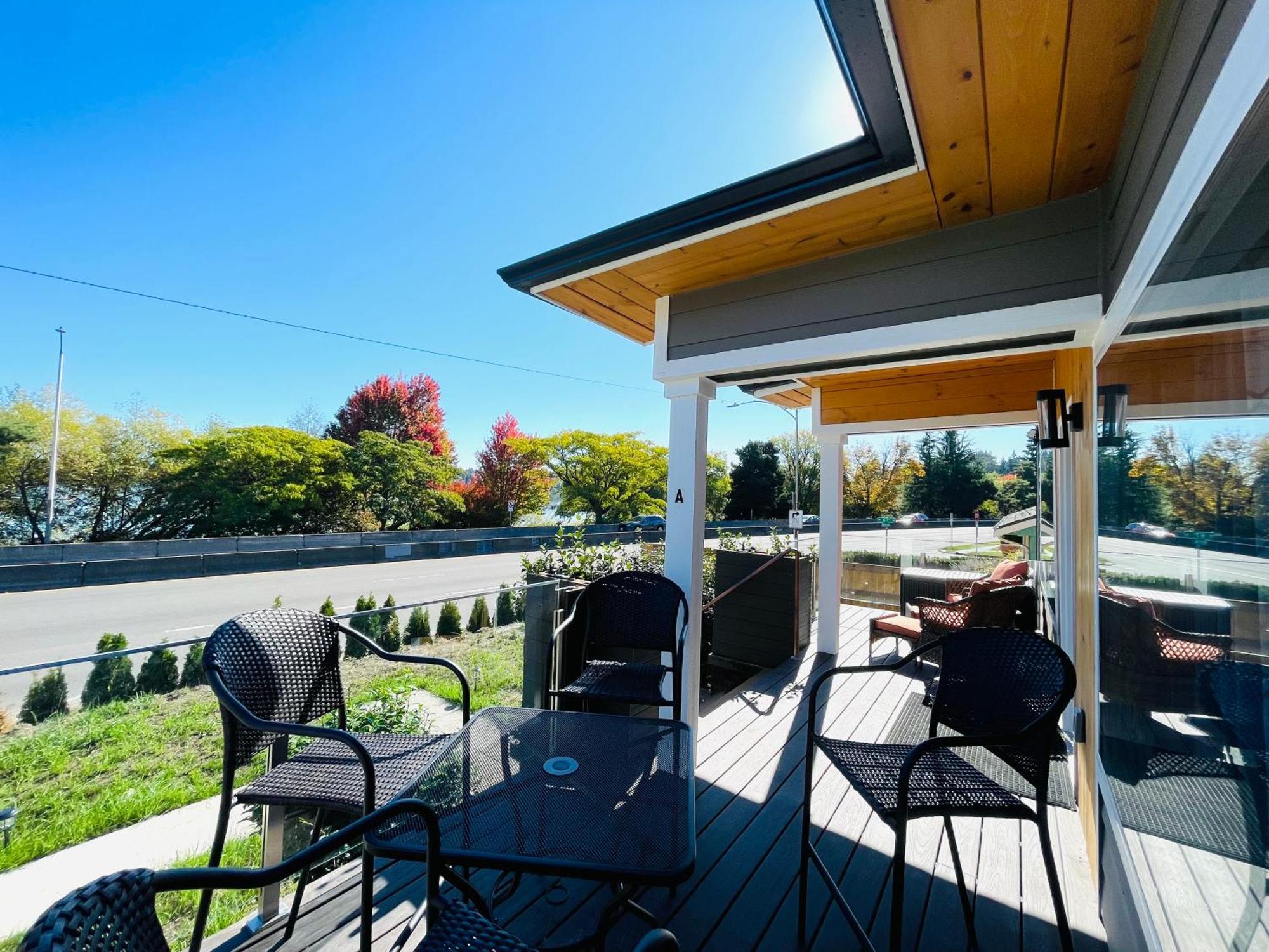 Green Lake 1St Line Home A With Central Air Conditioners Seattle Ngoại thất bức ảnh