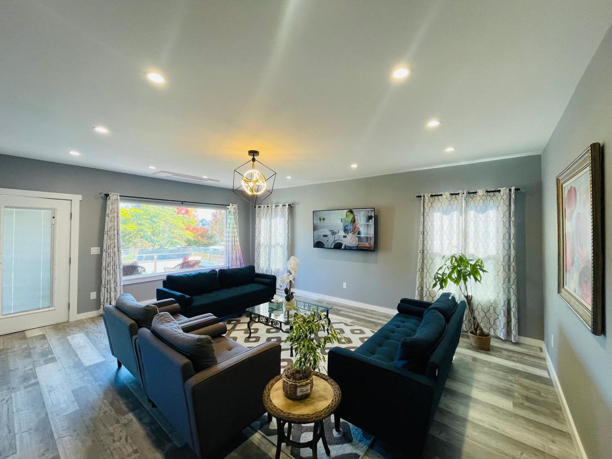 Green Lake 1St Line Home A With Central Air Conditioners Seattle Ngoại thất bức ảnh